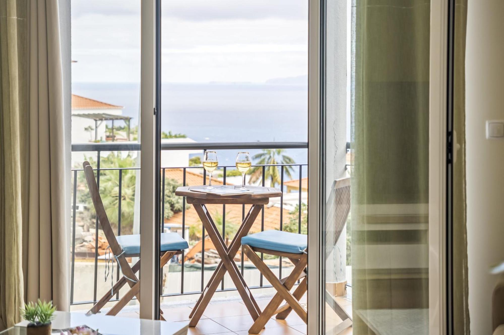 Sea View Apartment Santa Cruz  Dış mekan fotoğraf